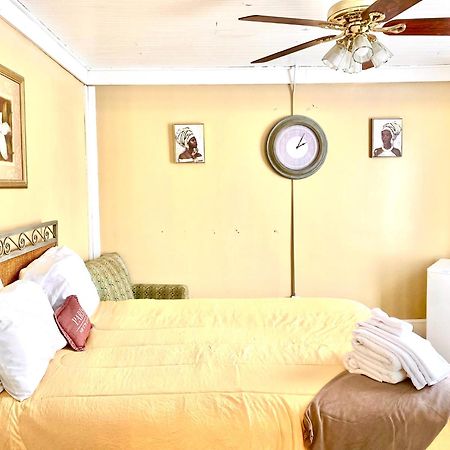 Bella'S Boutique Hotel Hemingway Esterno foto