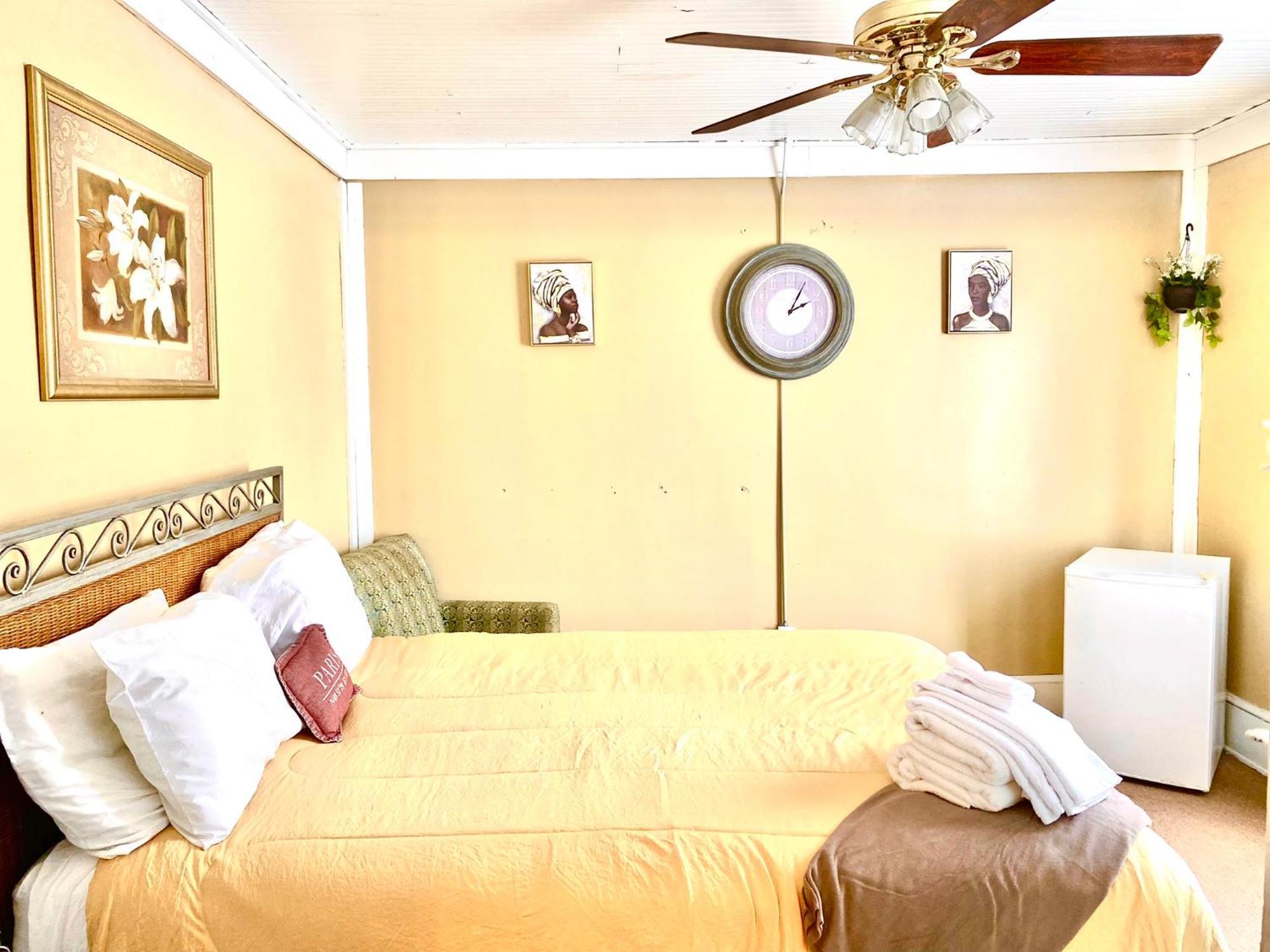 Bella'S Boutique Hotel Hemingway Esterno foto